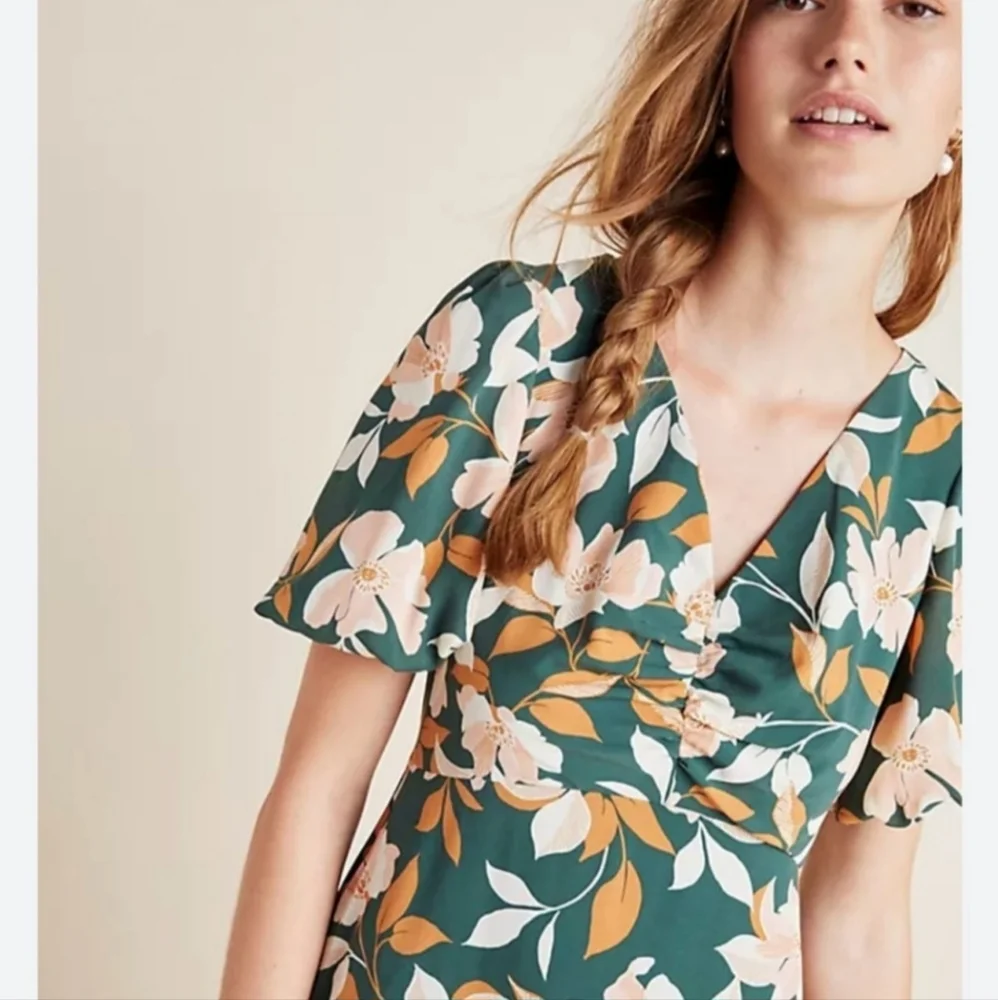 Gal Meets Glam Tegan Floral Tiered‎ Midi Dress Size 4